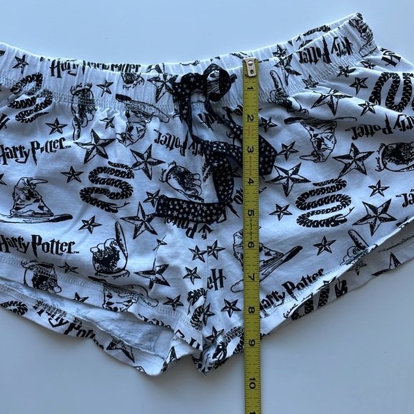 Harry Potter Slytherin Pajama Shorts - Picture 4 of 4